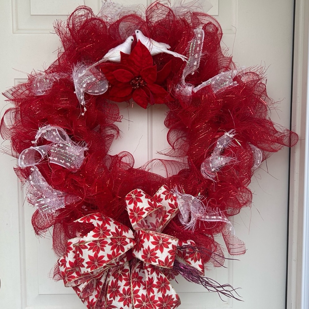 Elegant Red and White Holiday Wreath with Poinsettia